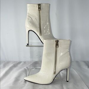 INC SARISHAA ZIP BOOTIES FTL-11-112